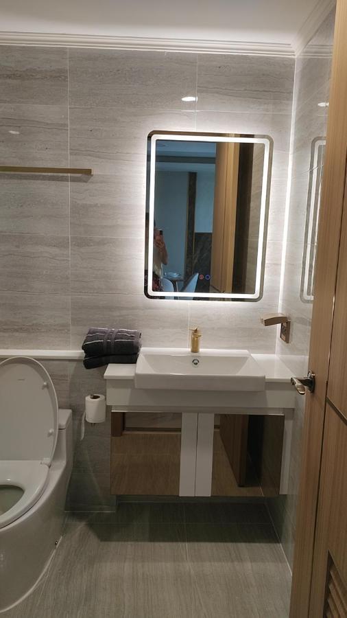 Romantic Beach Apartment芭堤雅水系高档酒店式公寓可做饭 Pantai Jomtien Bagian luar foto